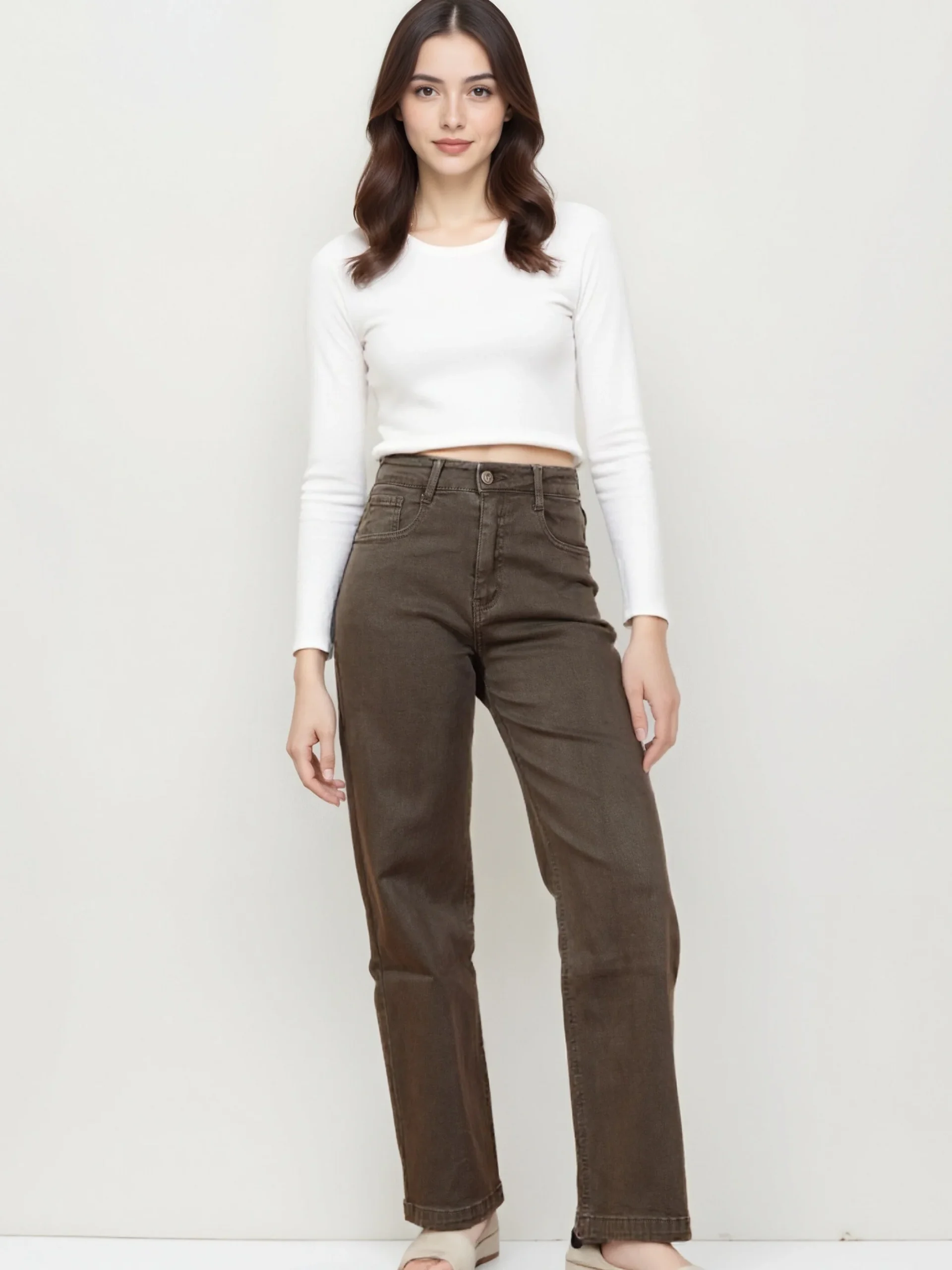 Jean Large Droit Kaki en Denim de Coton – L’Essence du Minimalisme Chic