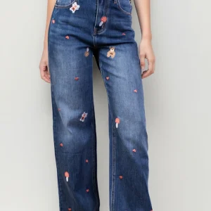 Jean Large Brodé – Le Denim Chic aux Finitions Artisanales