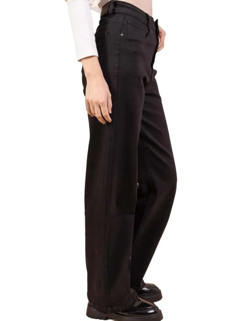 Jean Large Droit Noir en Denim de Coton – L’Essence du Minimalisme Chic
