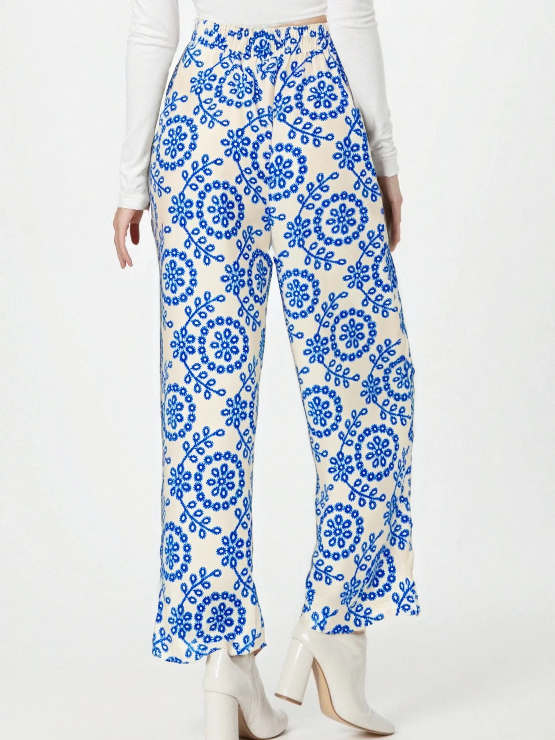 Pantalon d’été femme à droite – imprimé floral