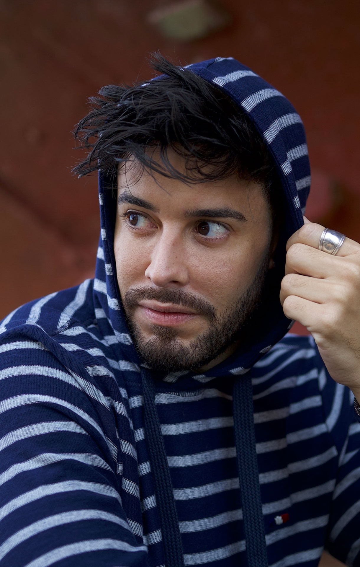Sweat Capuche ELIAS Marine/Écru – Image 3