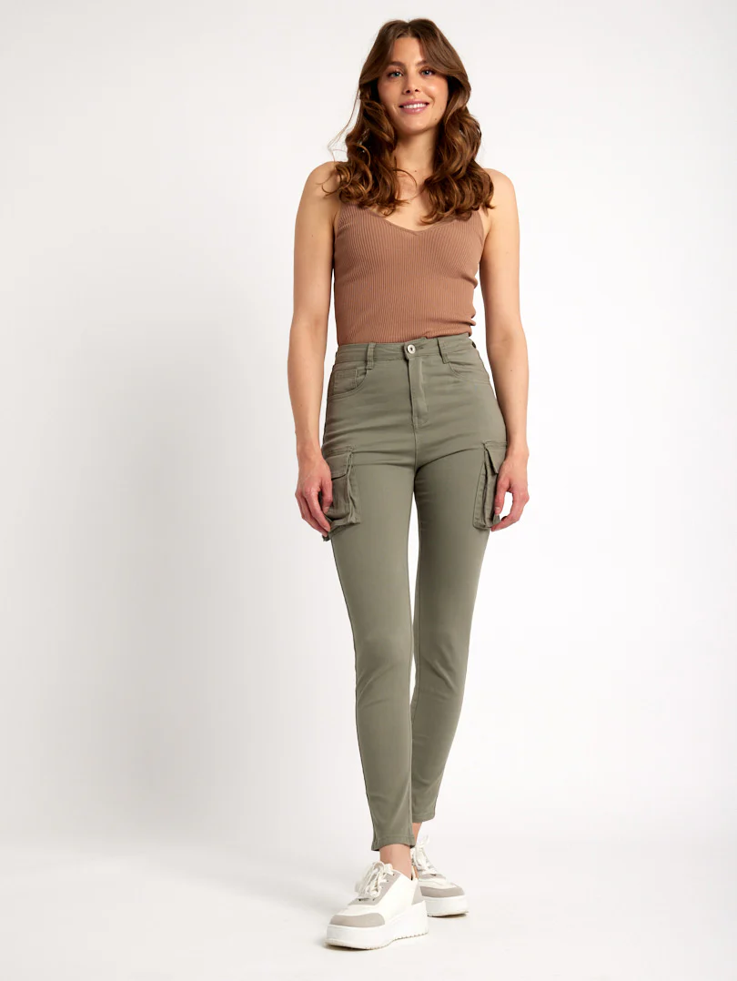 Pantalon cargo skinny avec poches à rabat – Image 6