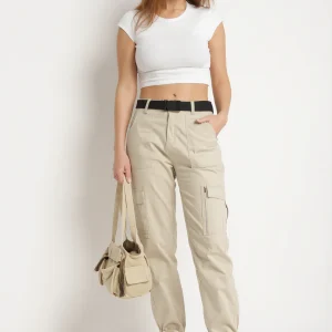 Pantalon cargo en coton beige avec ceinture
