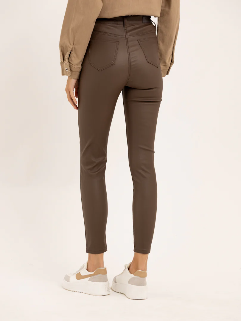 Pantalon skinny noir simili cuir mat – Image 4