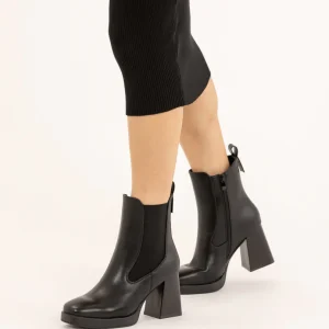 Bottines en simili talons hauts carrés