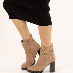 Bottines à talons hauts en daim
