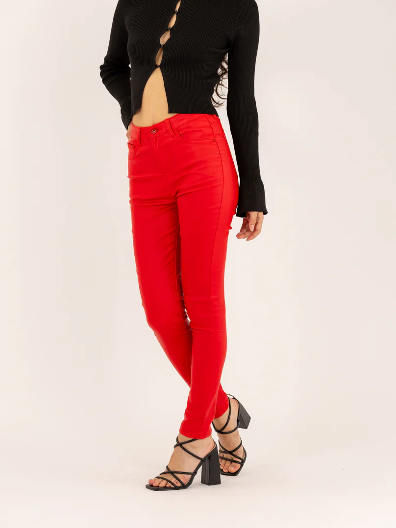 Pantalon skinny rouge taille haute à bouton effet cuir – Image 3