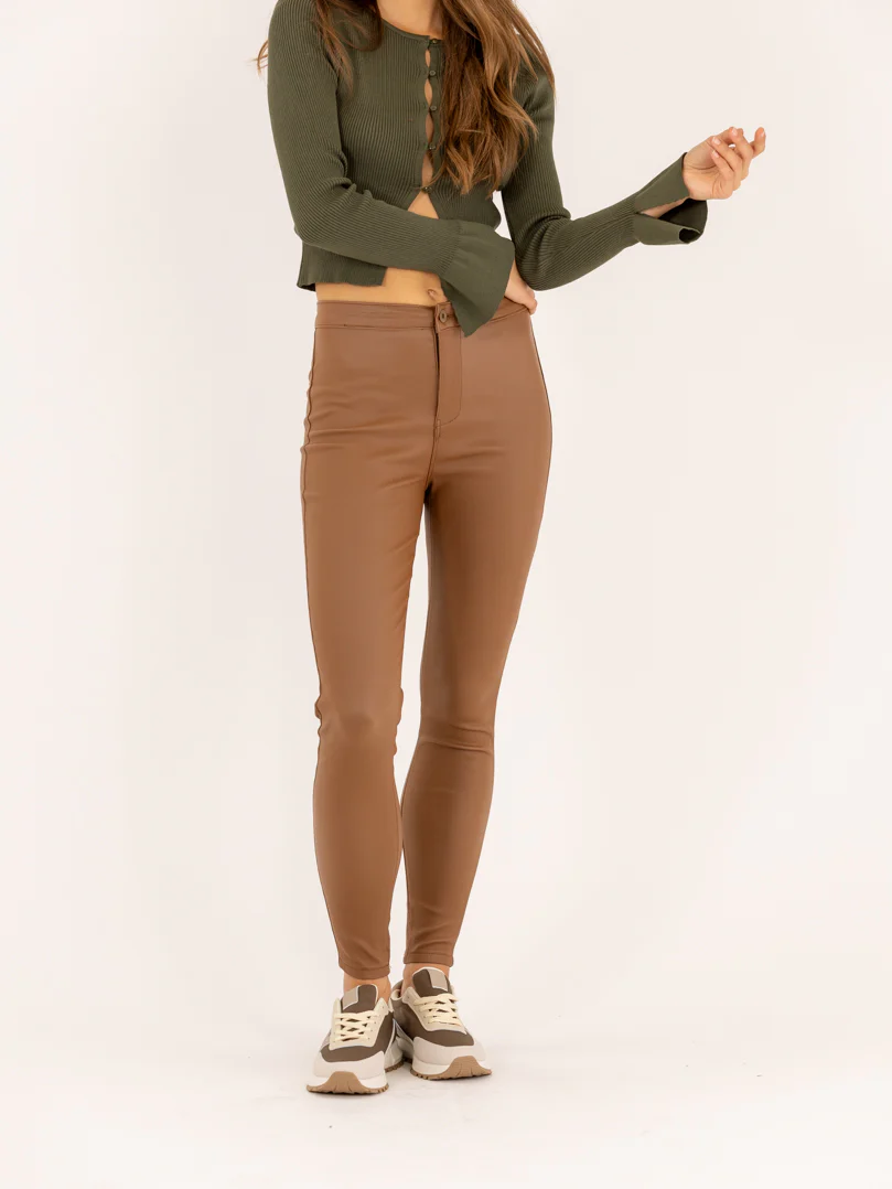 Pantalon skinny classique simili cuir mat – Image 5