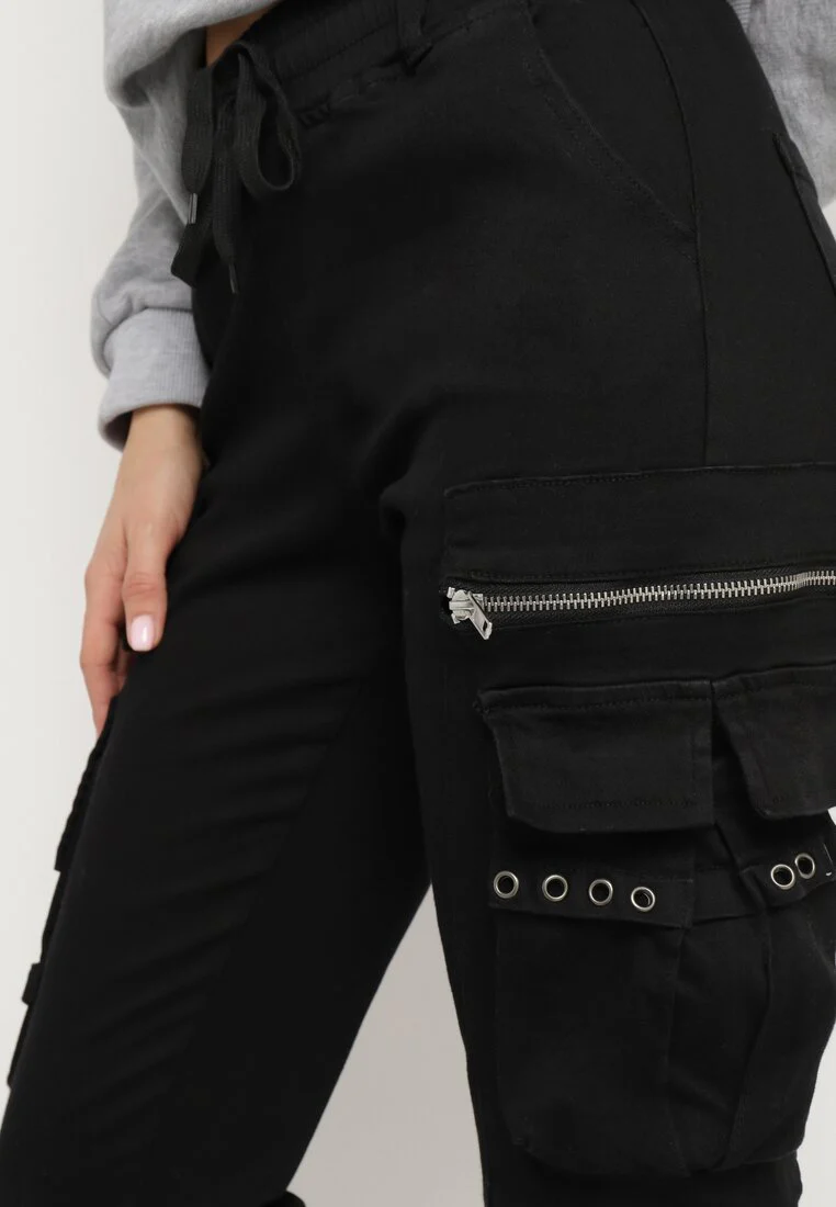 Pantalon cargo noir avec taille élastique multi poches – Image 4