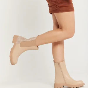 Bottines cloutées en simili cuir