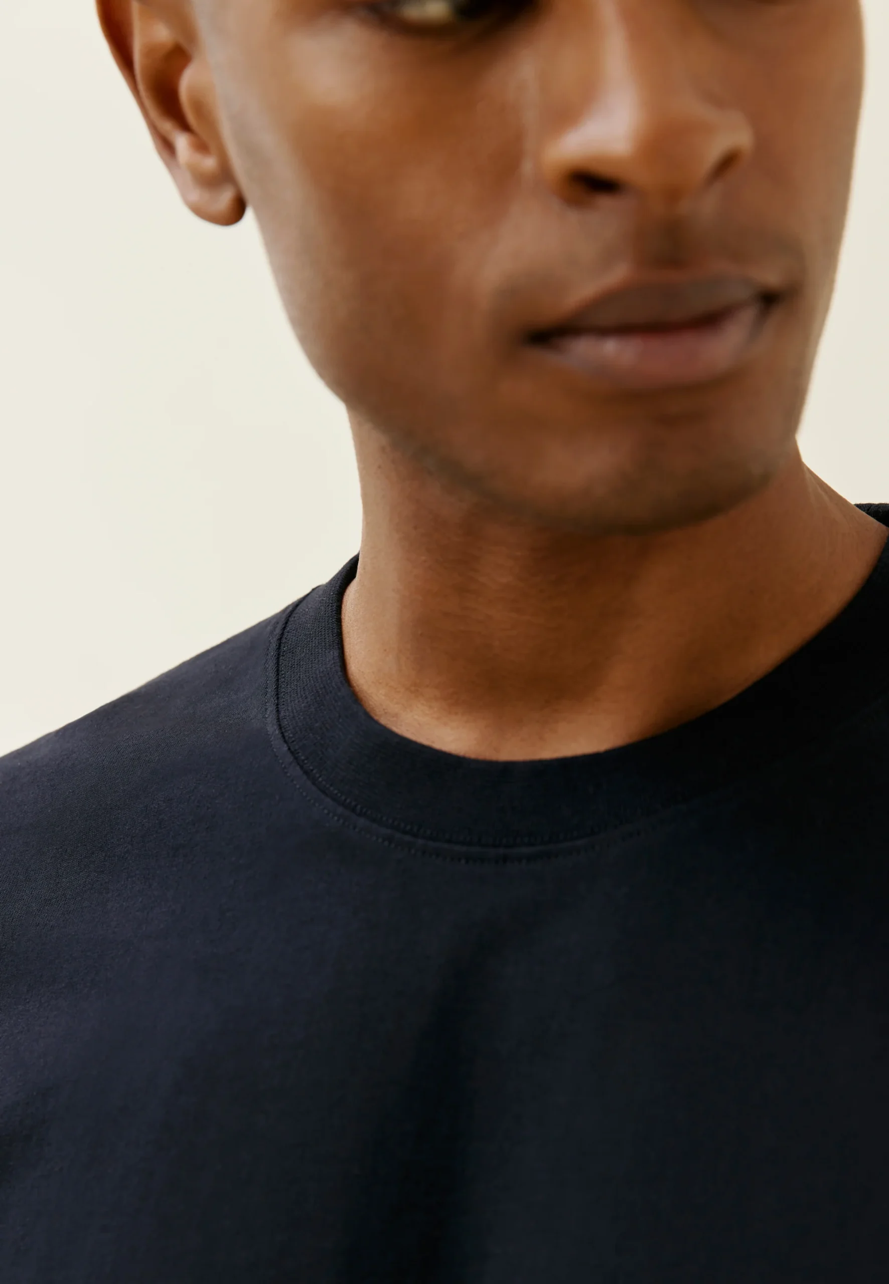 Le t-shirt manches longues – Image 9