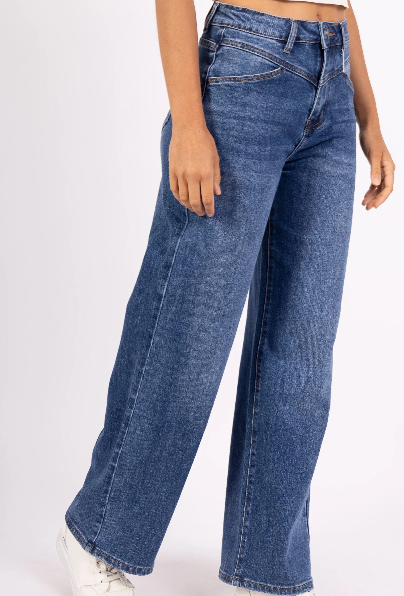 Jean Large Taille Haute Bleu – « Audace Bohème »  Casual et Élégant