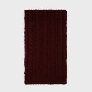 Lambswool Cable Scarf in Maroon