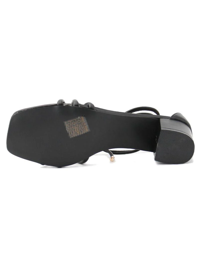 Sandale noire à lacet en simili cuir