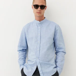 La chemise col officier