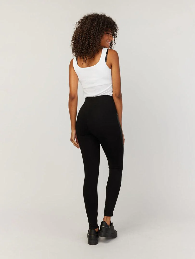 Pantalon en simili cuir noir à imprimé et fermeture éclair