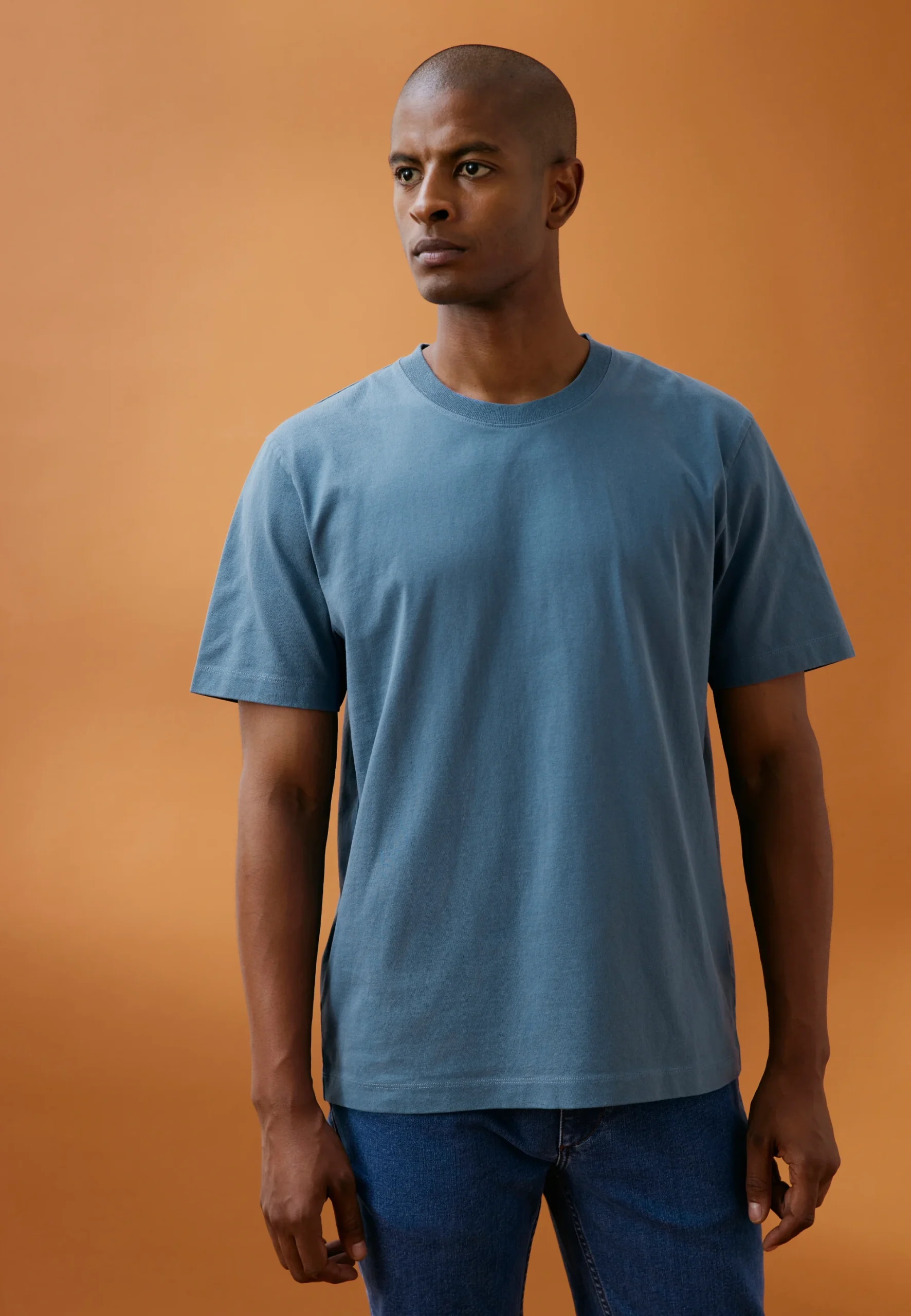 Le t-shirt heavyweight col fin – Image 7