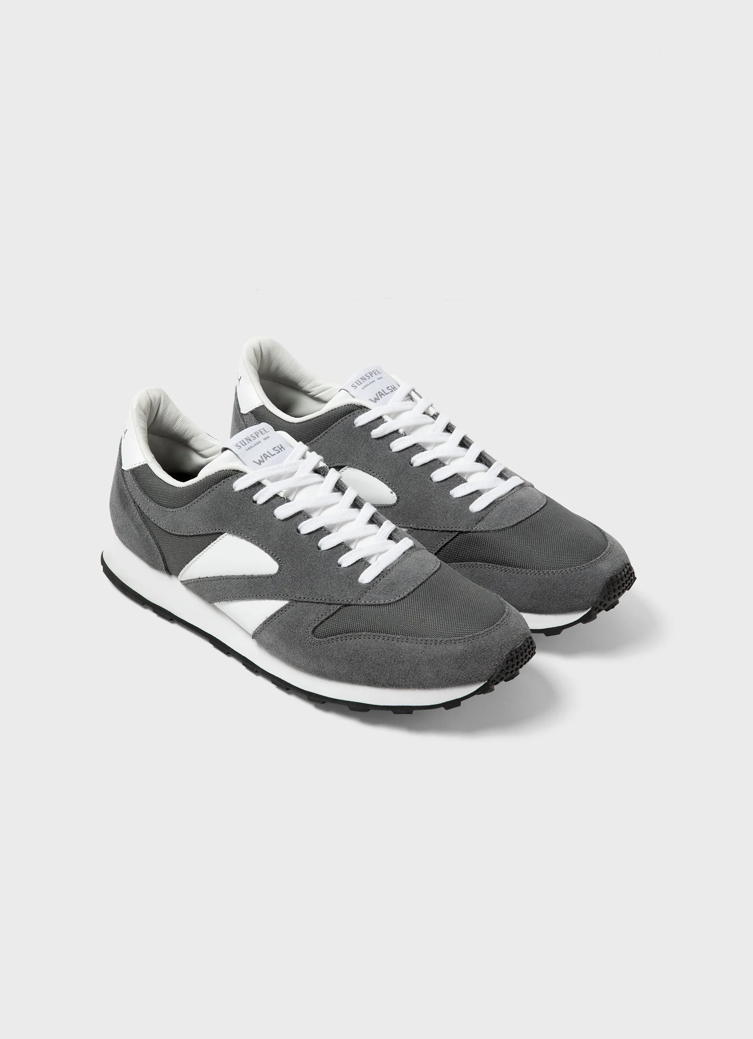 Men&rsquo;s Walsh and Sunspel Trainer in Grey/White