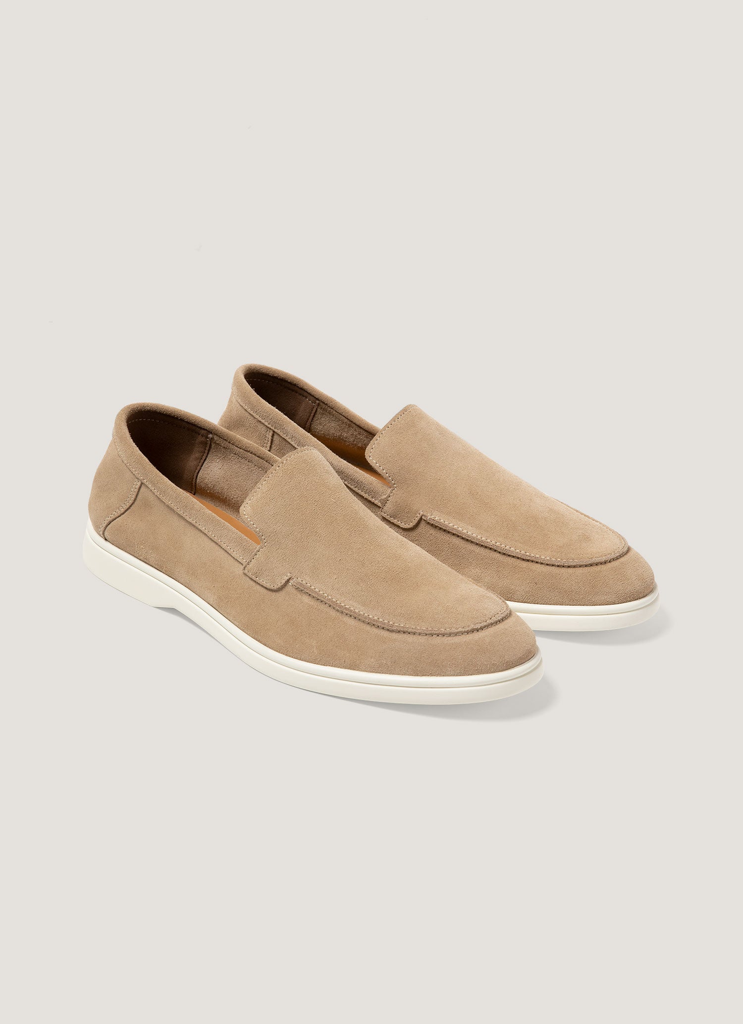 Men&rsquo;s Suede Loafer in Sand