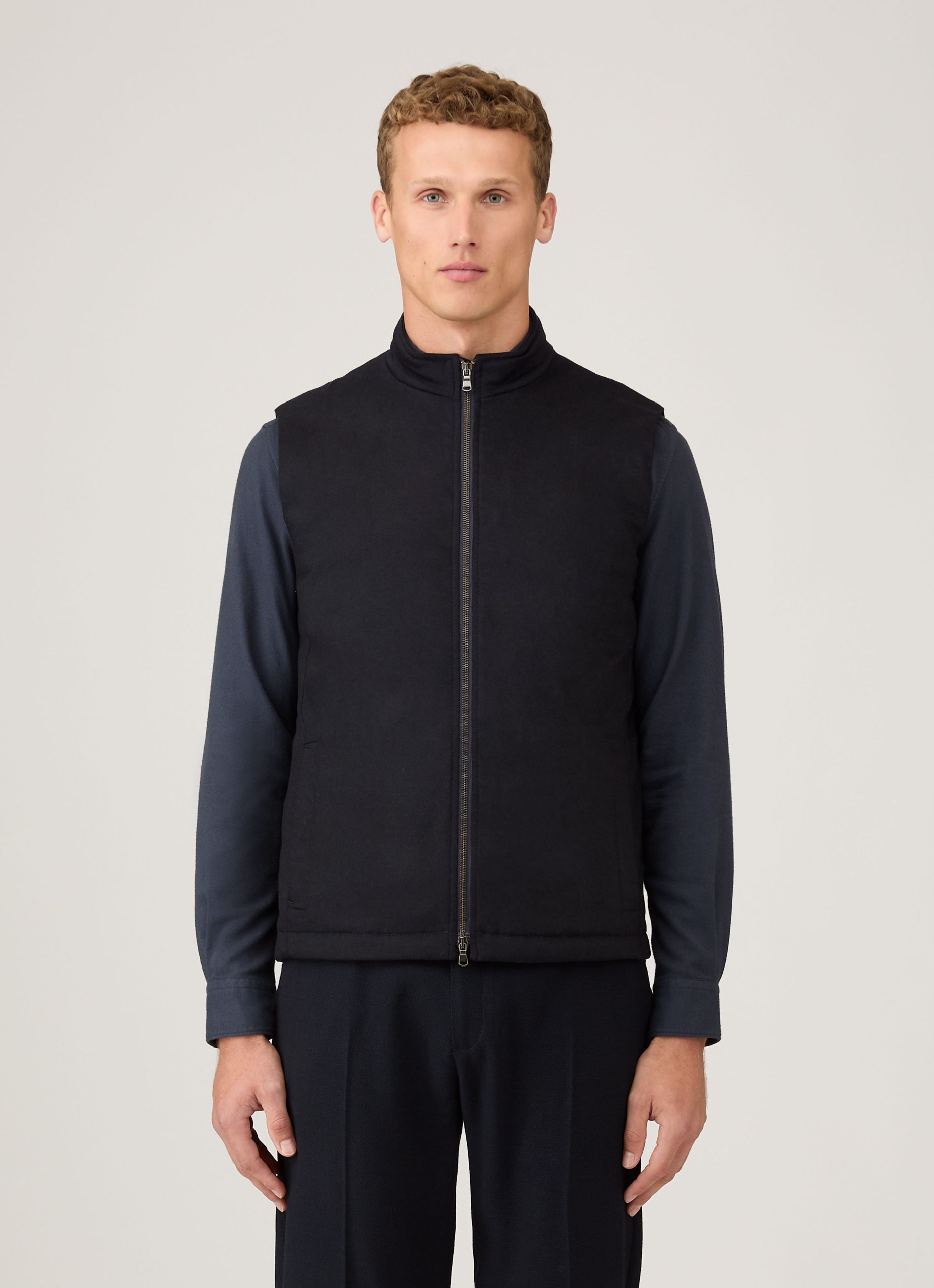 Men&rsquo;s Wool Cashmere Gilet in Navy