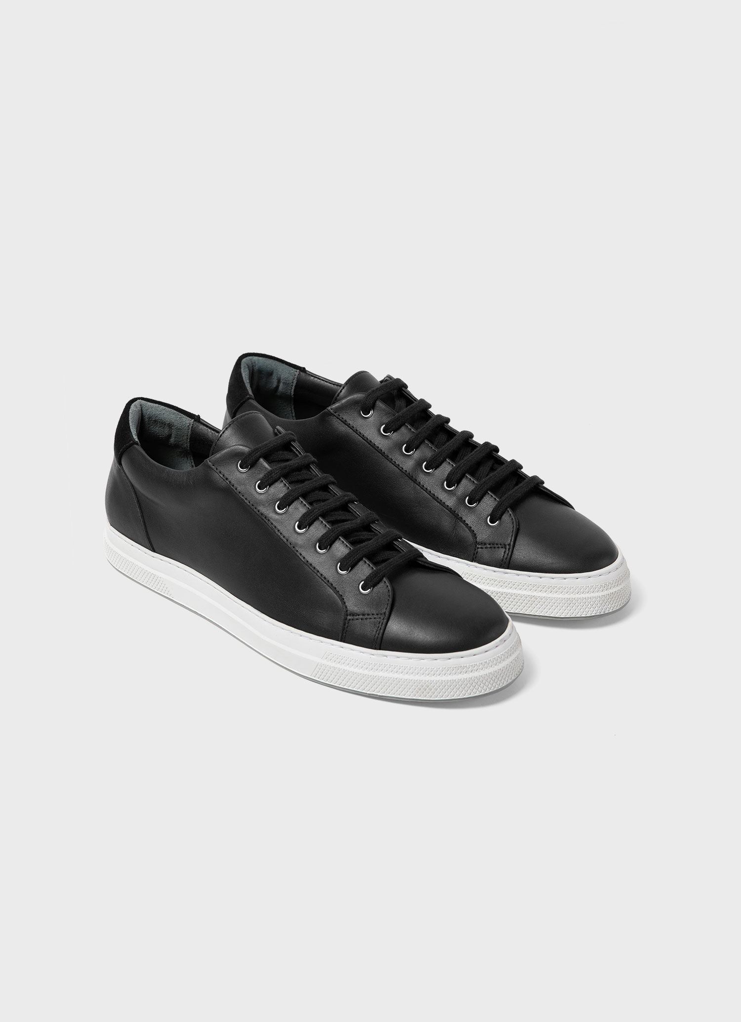 Women&rsquo;s Leather Tennis Shoes in Black
