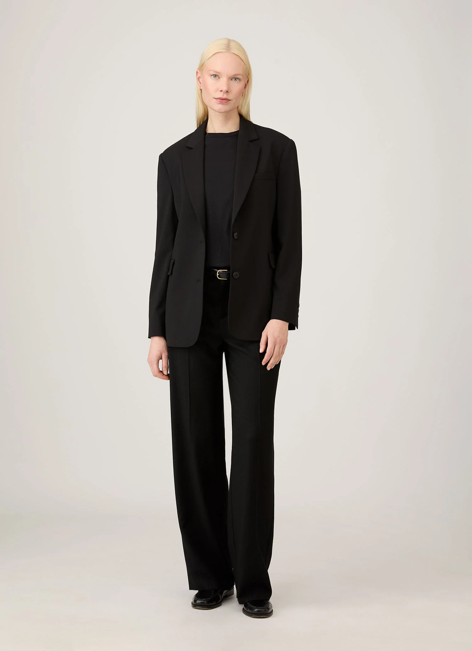 Women&rsquo;s Wool Blazer in Black